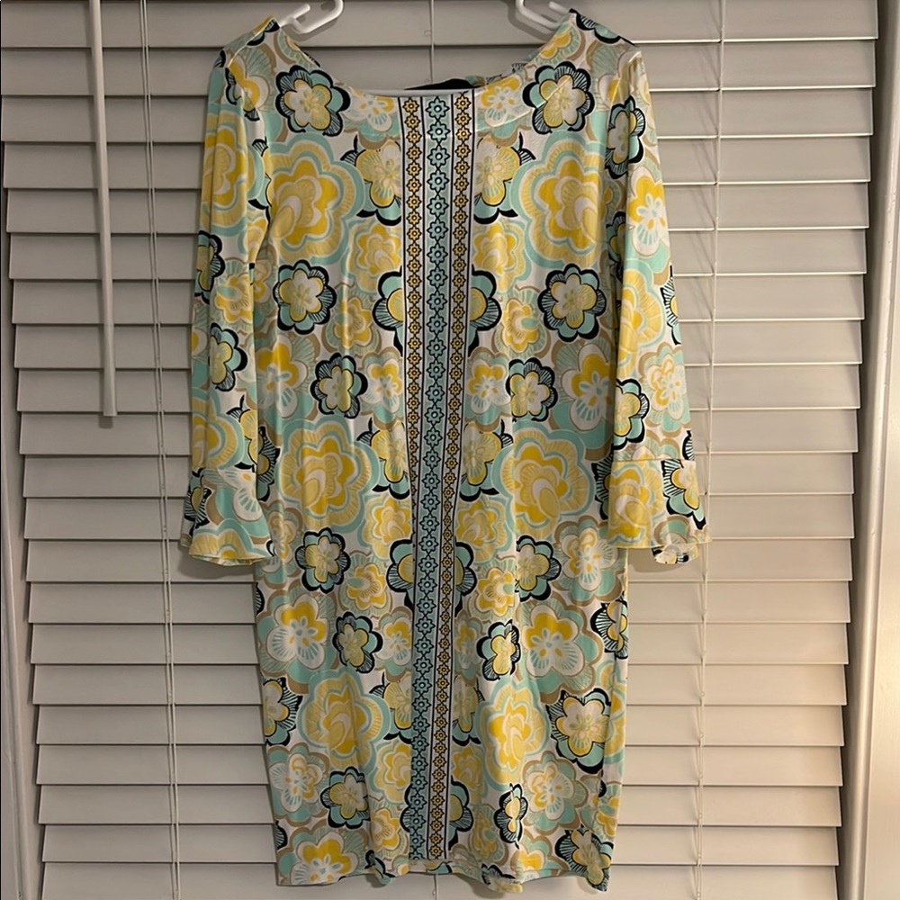 Floral Patterned Dress with 3/4 Sleeves